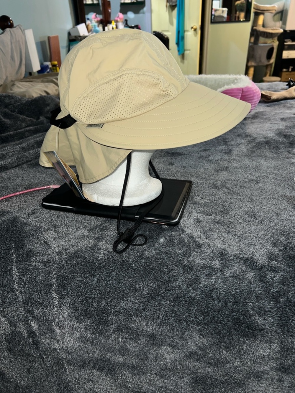Sunday Afternoons Lightweight Beige Sun Hat with Neck Flap